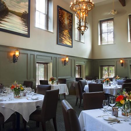 Lambertville Station Inn Экстерьер фото